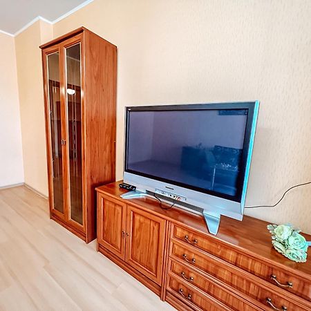 Cozy Apartments On The Left Bank Kyiv Room photo