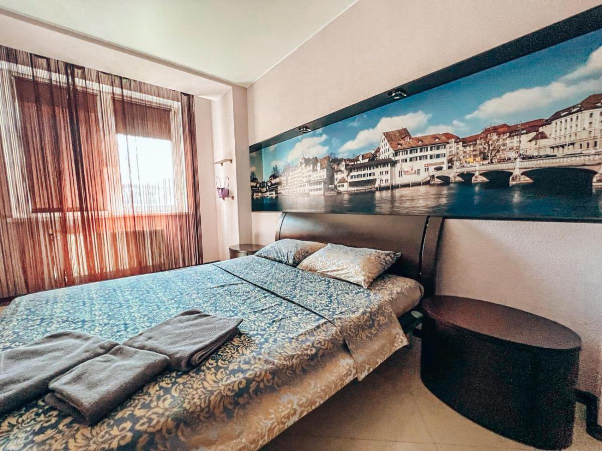 Cozy Apartments On The Left Bank Kyiv Exterior photo